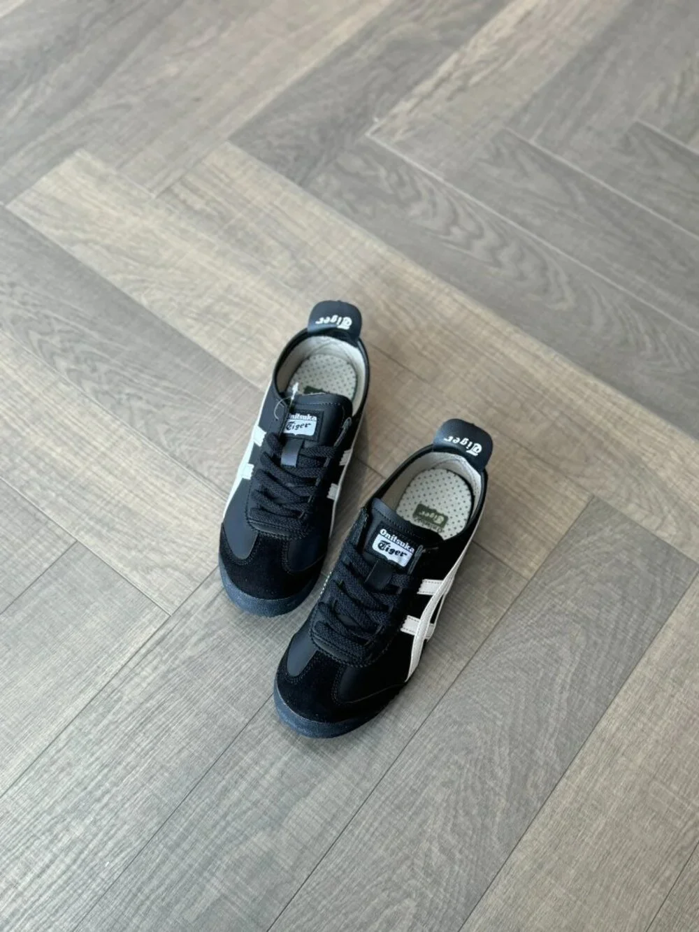 Women’s Onitsuka Tiger Mexico 66 Black White Sneakers – Retro Classic Style